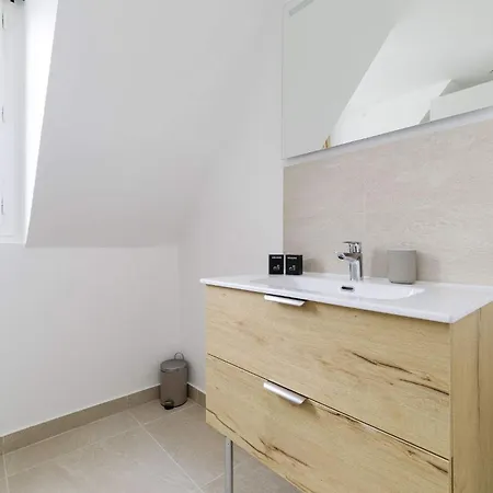 Furtive - Madeleine Apartment Paris
